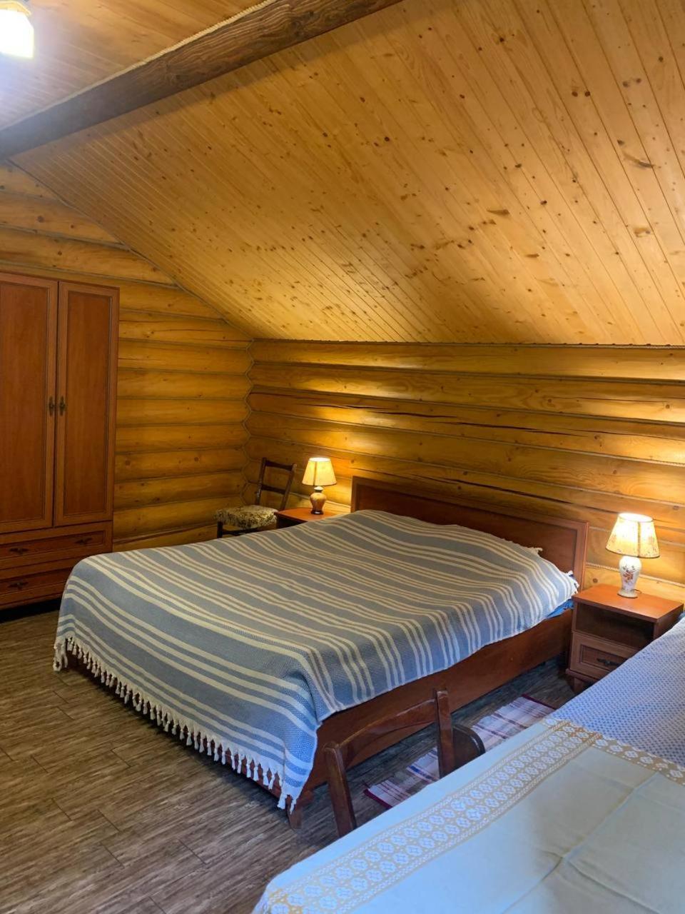 Hotel U Druziv Polyana  Esterno foto
